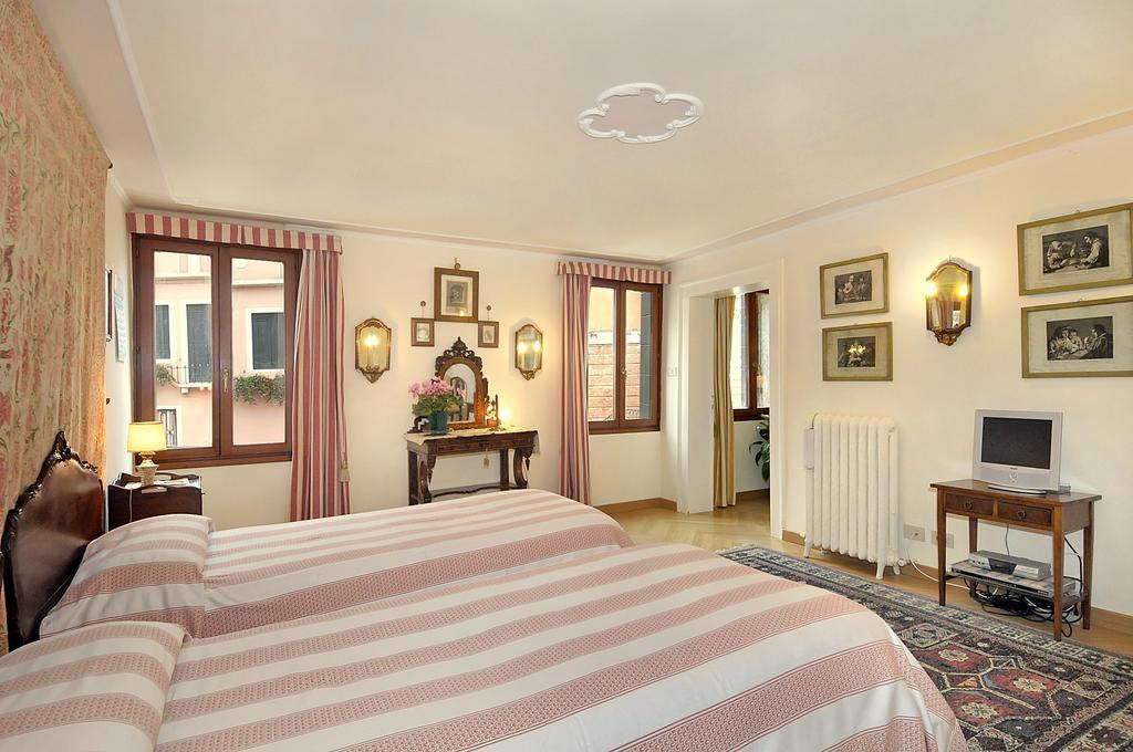 Palazzetto Da Schio Apartment Venice Ngoại thất bức ảnh