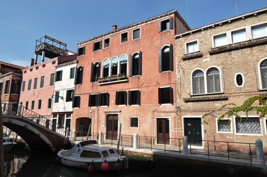 Palazzetto Da Schio Apartment Venice Ngoại thất bức ảnh